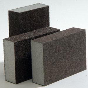 3M BLOC MOUSSE ABRASIF SOUPLE 100x68x26 MM  GRAIN FIN